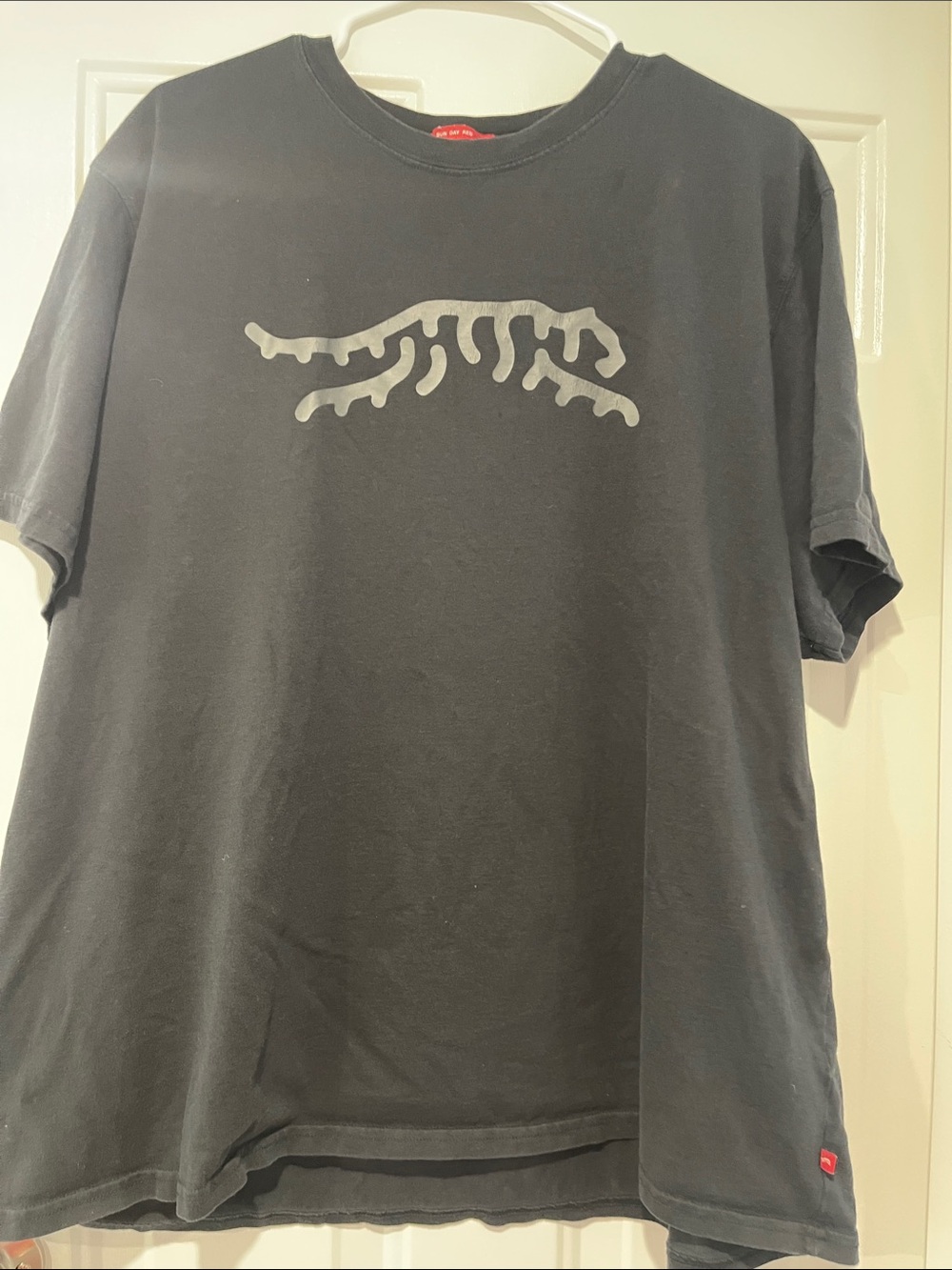 Black Short Sleeve Crewneck T-Shirt with Gray Graphic